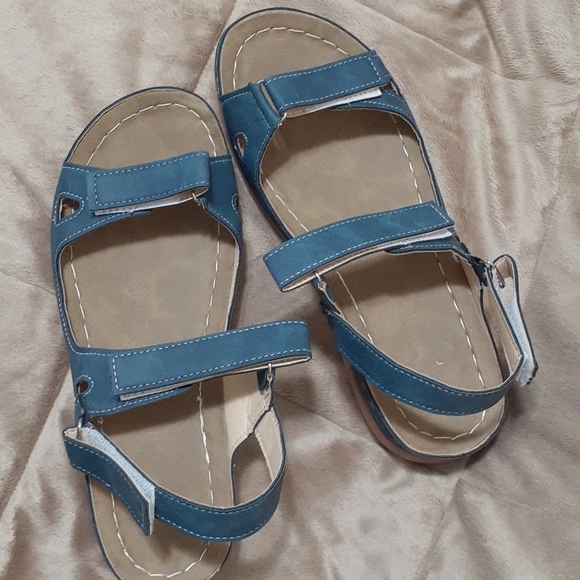 Comfortable sandals size 8 - Picture 6 of 11